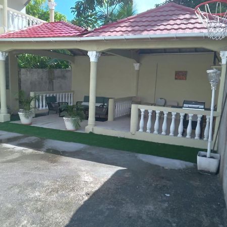 פורט אנטוניו Comfy Guest Rooms מראה חיצוני תמונה