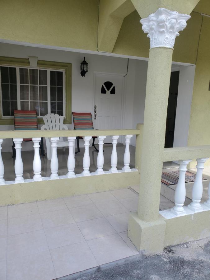 פורט אנטוניו Comfy Guest Rooms מראה חיצוני תמונה
