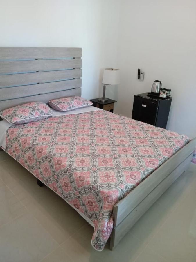 פורט אנטוניו Comfy Guest Rooms מראה חיצוני תמונה