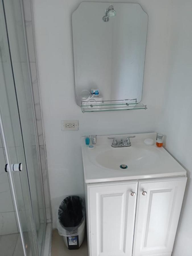 פורט אנטוניו Comfy Guest Rooms מראה חיצוני תמונה